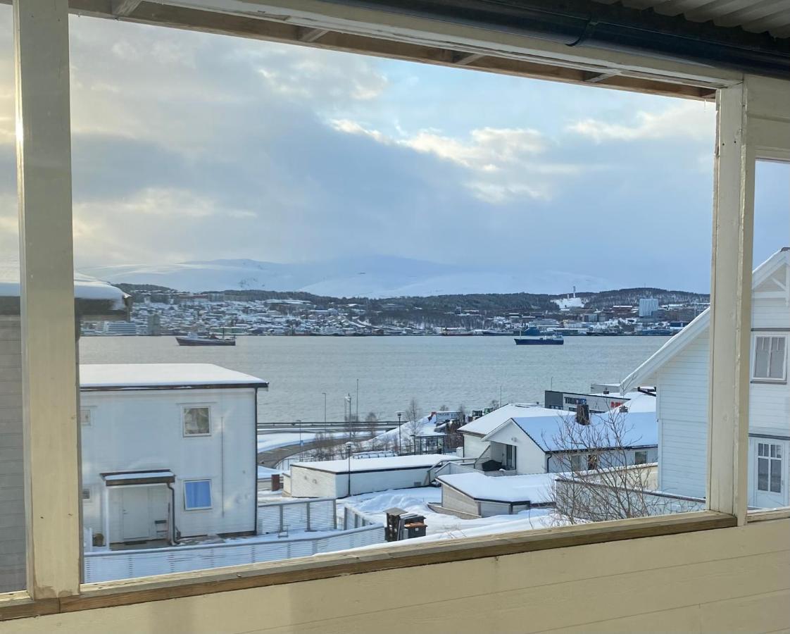 Polar Cozy Apartment - With View And Free Parking ทรอมโซ ภายนอก รูปภาพ