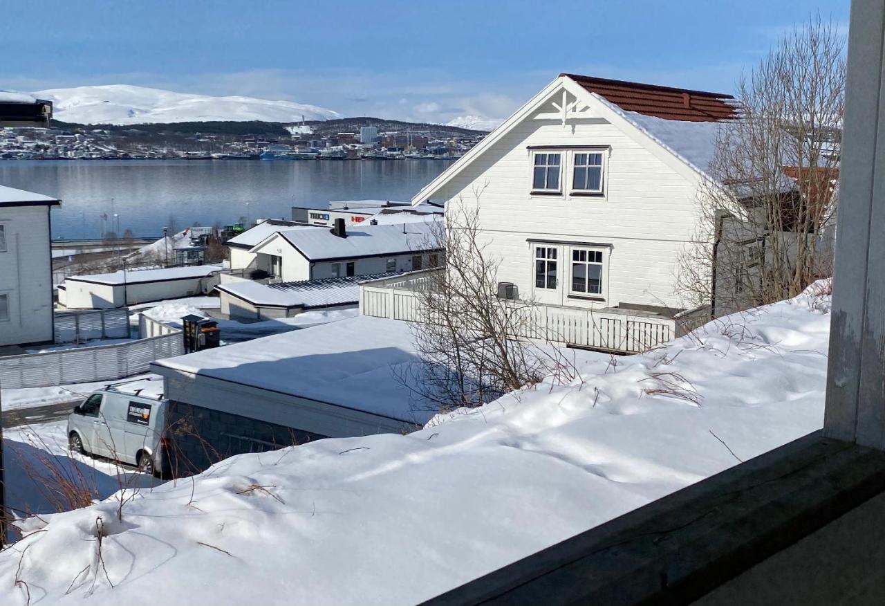 Polar Cozy Apartment - With View And Free Parking ทรอมโซ ภายนอก รูปภาพ